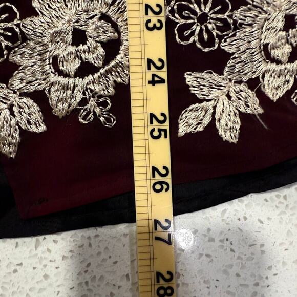 Vintage Cindy Collins Embroidered Vest Burgundy Black Floral Pearl Buttons M - Picture 8 of 8